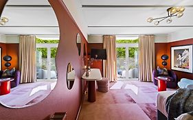 The Central Hotel Queenstown, A Naumi Chapter